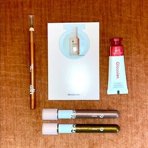 Glossier lot! Lidstar future dew cloud paint slide